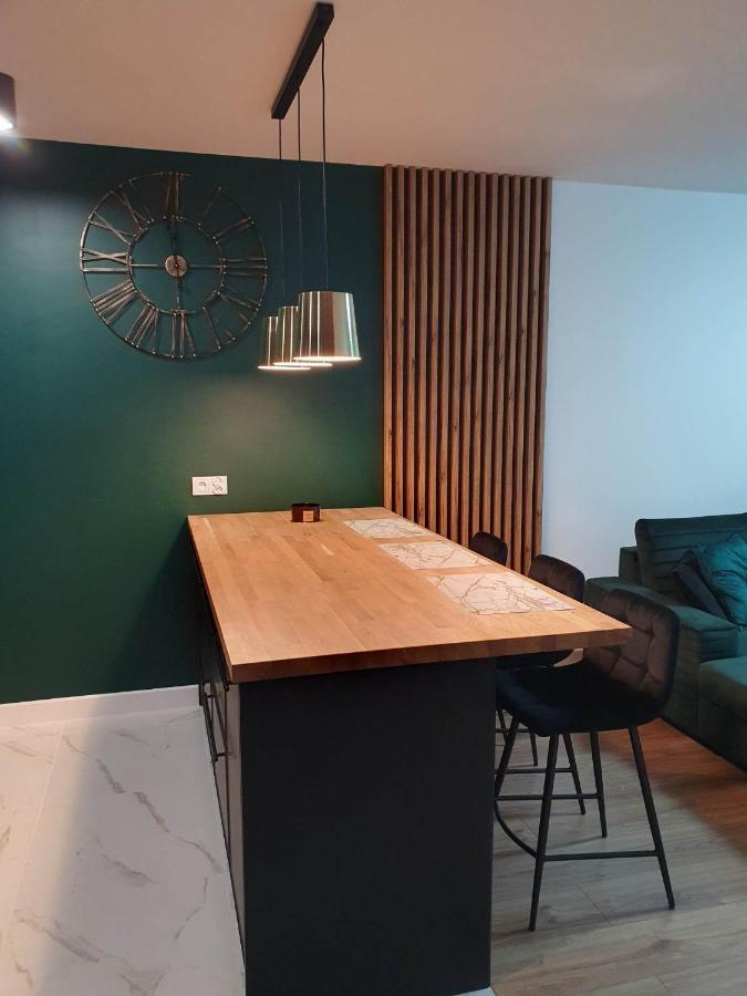 Apartament 3 Pokojowy Lub Pokoj W Mieszkaniu W Nowym Bloku ワルシャワ エクステリア 写真