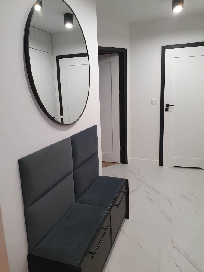 Apartament 3 Pokojowy Lub Pokoj W Mieszkaniu W Nowym Bloku ワルシャワ エクステリア 写真