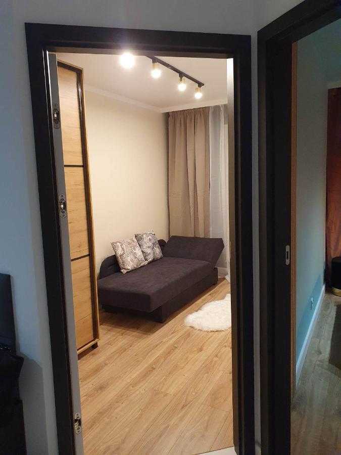 Apartament 3 Pokojowy Lub Pokoj W Mieszkaniu W Nowym Bloku ワルシャワ エクステリア 写真