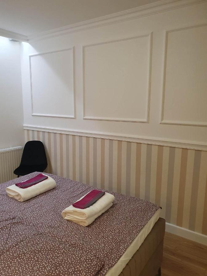 Apartament 3 Pokojowy Lub Pokoj W Mieszkaniu W Nowym Bloku ワルシャワ エクステリア 写真